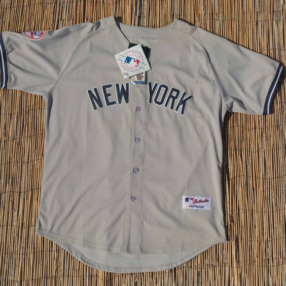 Authentic New York YANKEES Jersey | Large MLB Baseball Sports Official Uniform - Picture 1 of 3